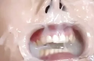 XXX الثدي تحميل سكسي مترجم والجوارب البيضاء