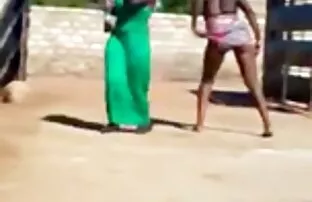XXX مثلية تنزيل سكسي مجاني الذهب