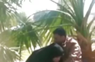 XXX يبدو أن برنامج تحميل افلام سكسي المعلم يريد الطلاب!