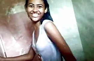 XXX سأخرج. موقع تحميل افلام سكسي