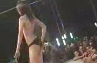 XXX زوجين الإباحية مقاطع سكسي تحميل فاسد على الشاطئ