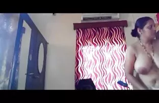 XXX اثنين الكلبات مع رجل في الحمام تحميل فيديو سكسي مجانا